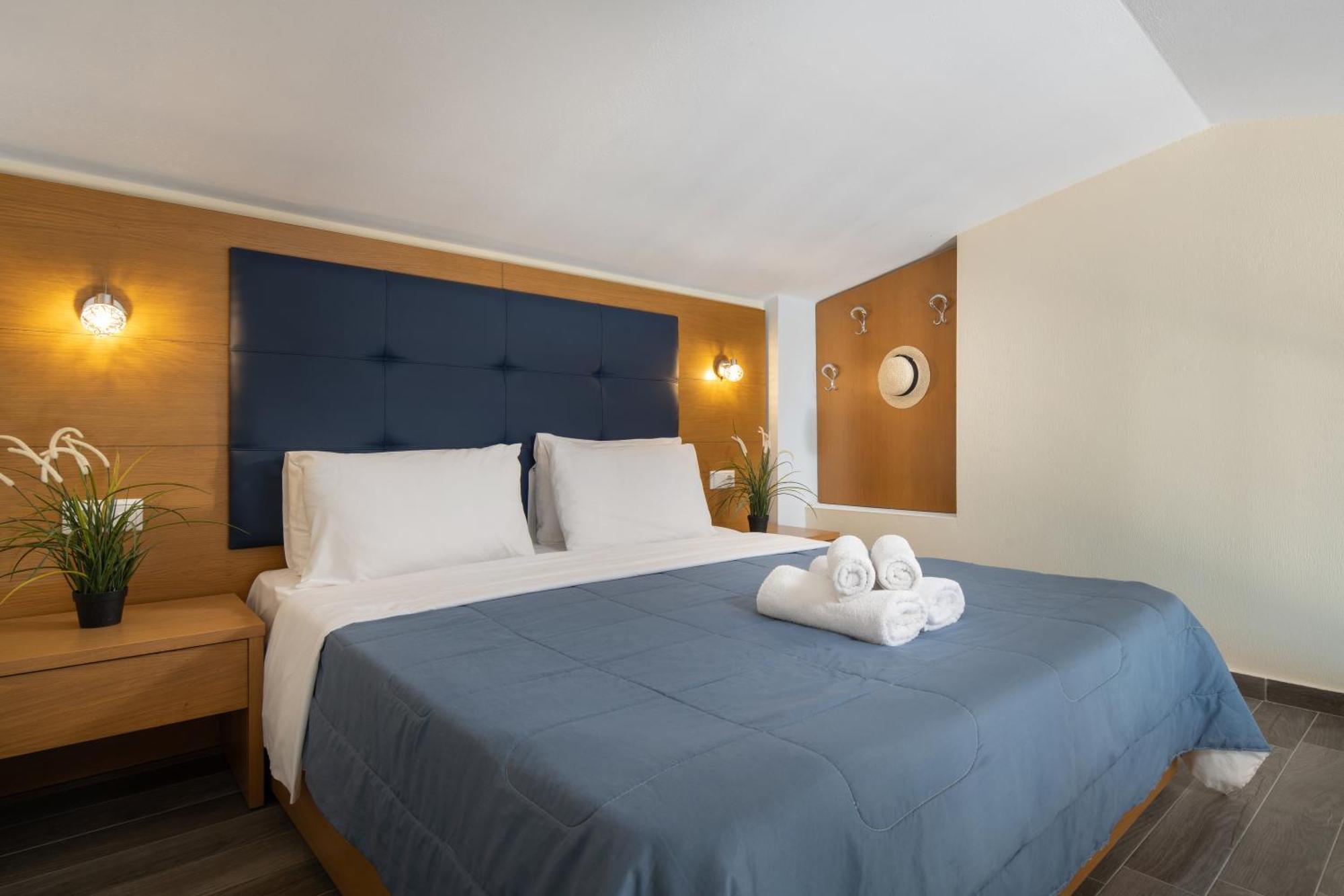 Almare Seaside Studios & Suites - Sarti Sithonia Luaran gambar