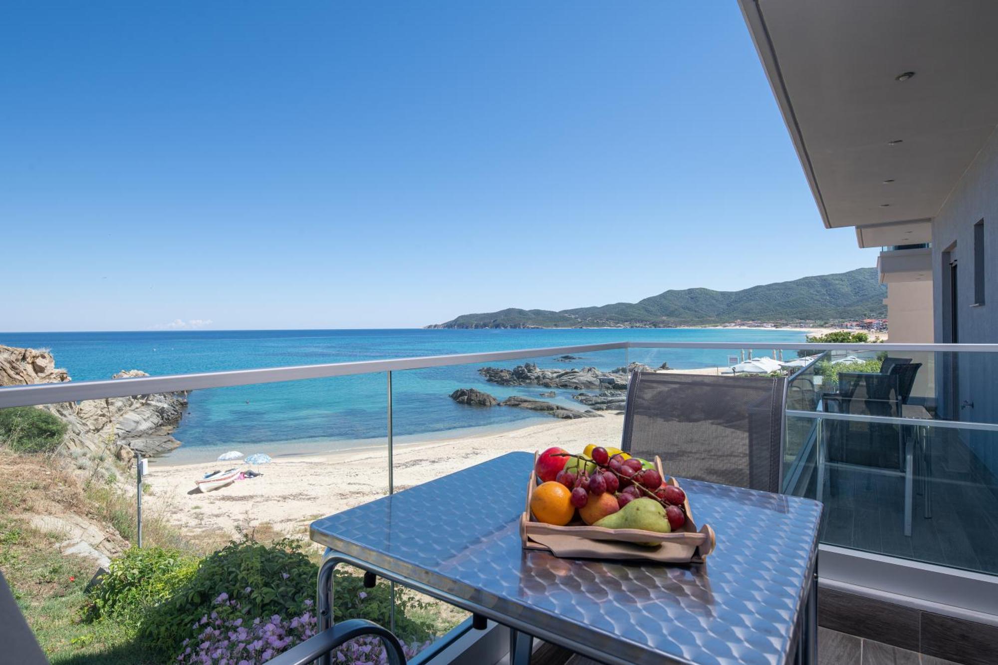 Almare Seaside Studios & Suites - Sarti Sithonia Luaran gambar