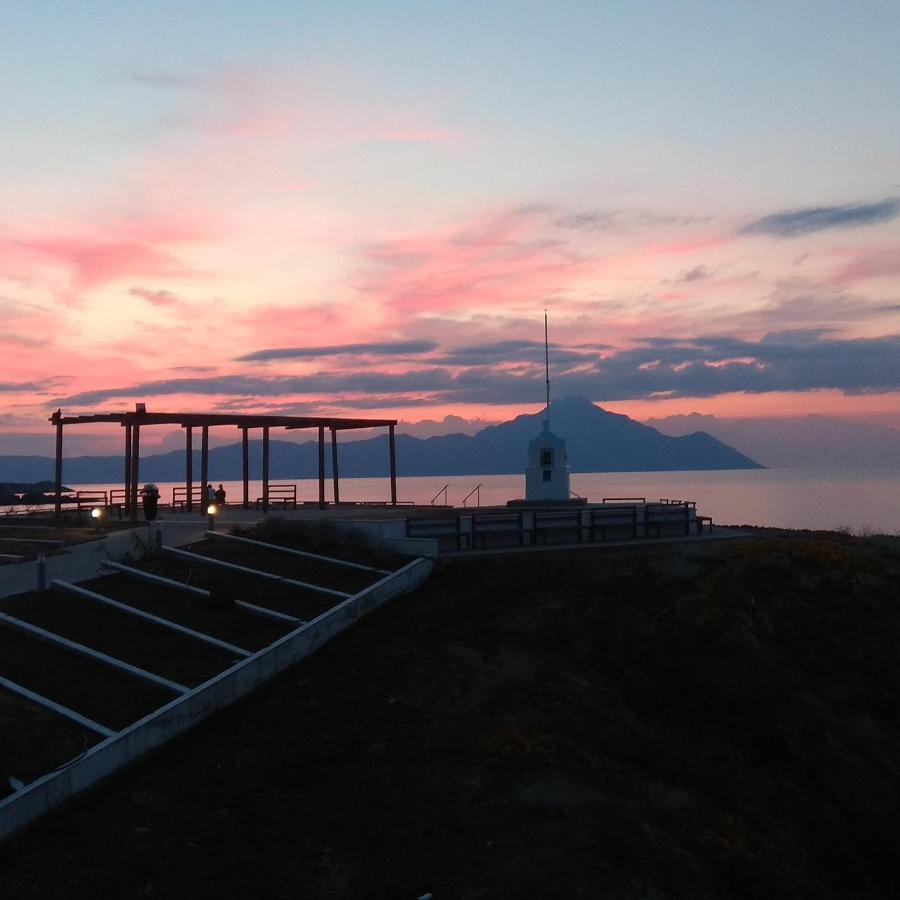 Almare Seaside Studios & Suites - Sarti Sithonia Luaran gambar
